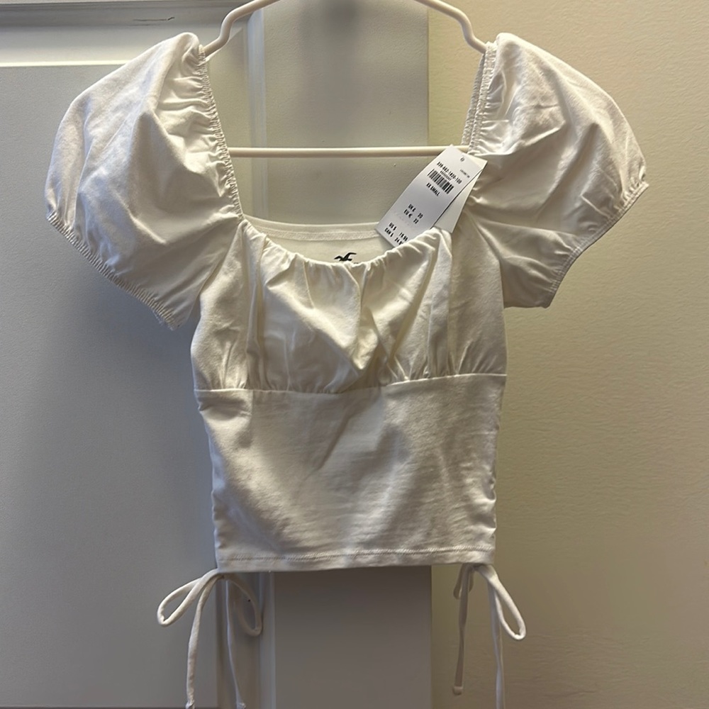 !BRAND NEW! Hollister Cinch Tie Blouse